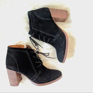 Heeled booties